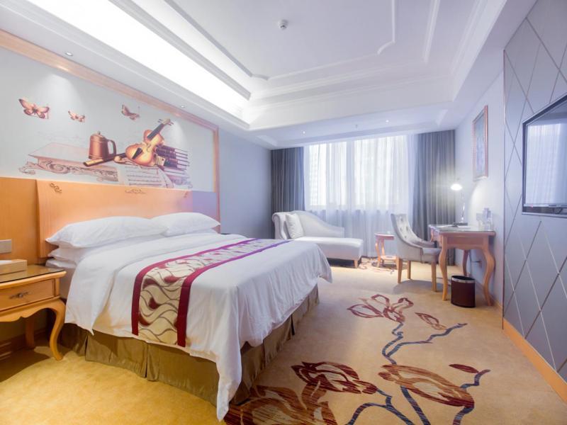 Vienna International Hotel Haikou West Bus Station Екстериор снимка